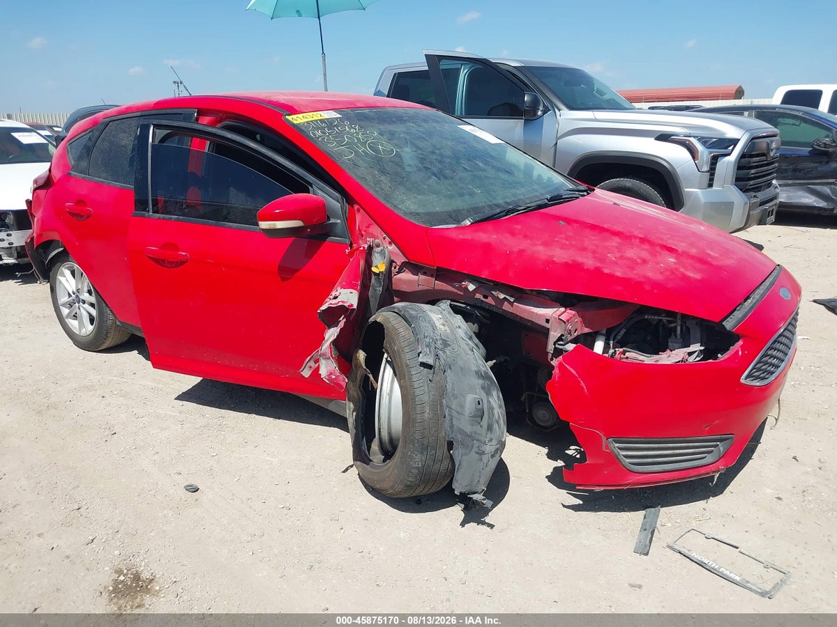 2015 FORD FOCUS SE