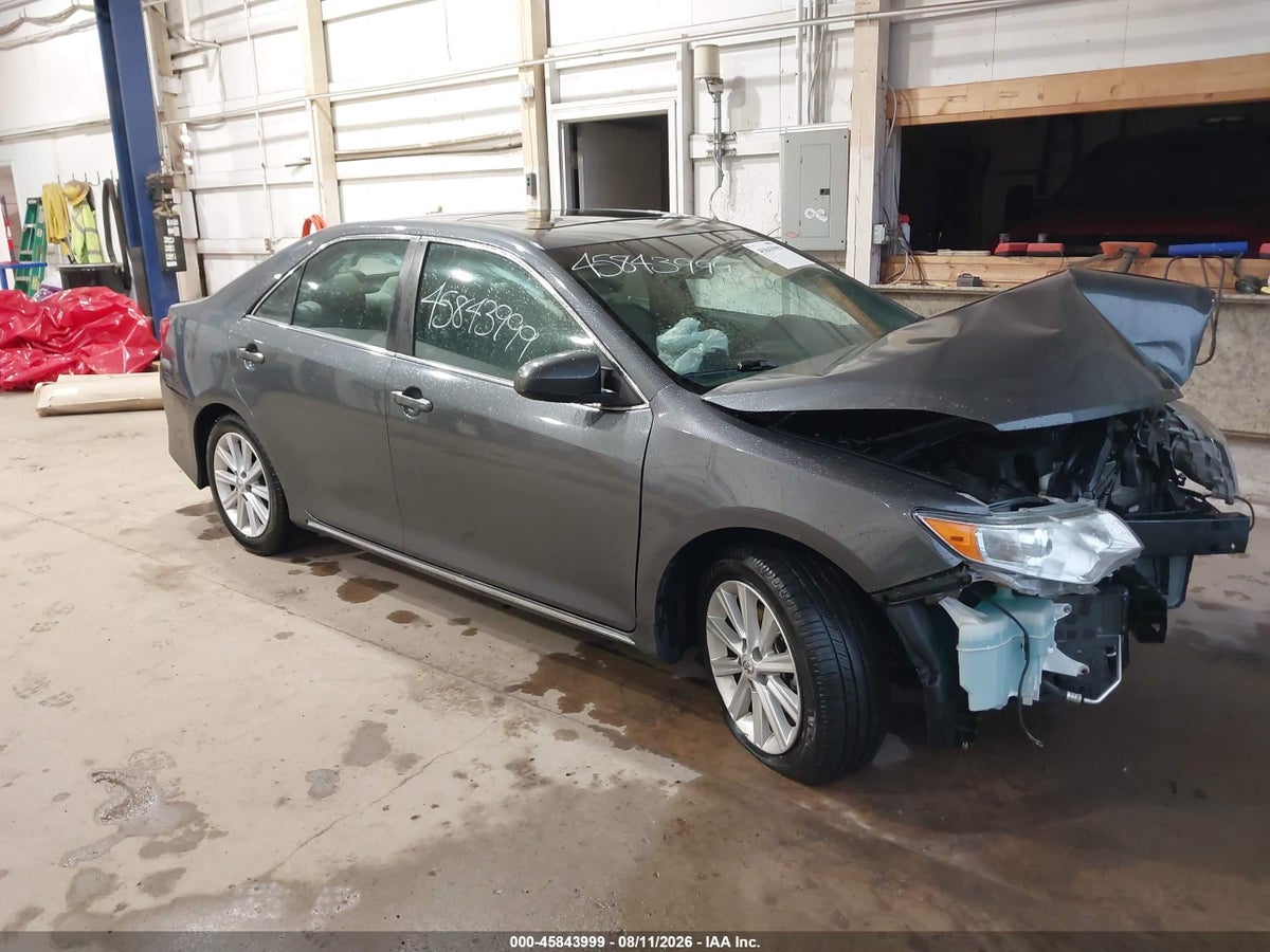 2012 TOYOTA CAMRY XLE V6