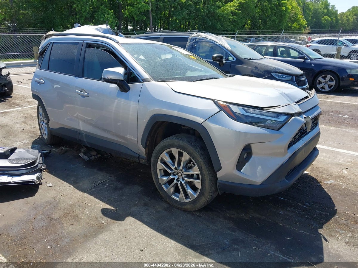 2022 TOYOTA RAV4 XLE PREMIUM