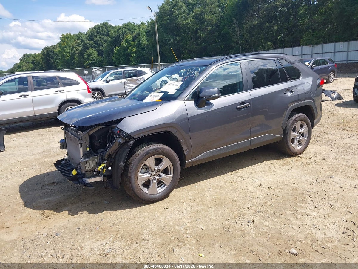 2023 TOYOTA RAV4 XLE — снимка 2