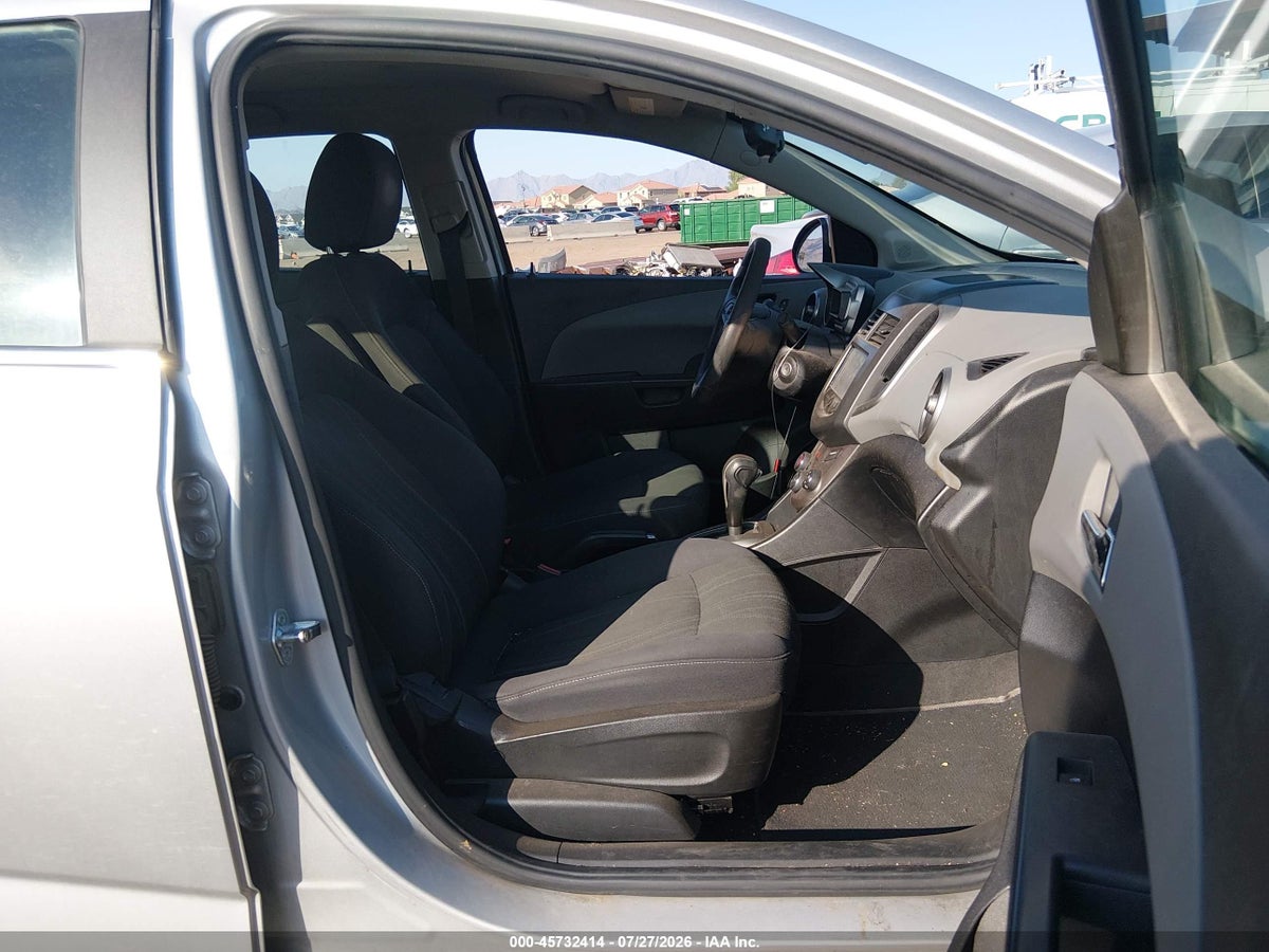 2016 CHEVROLET SONIC LT AUTO — снимка 5