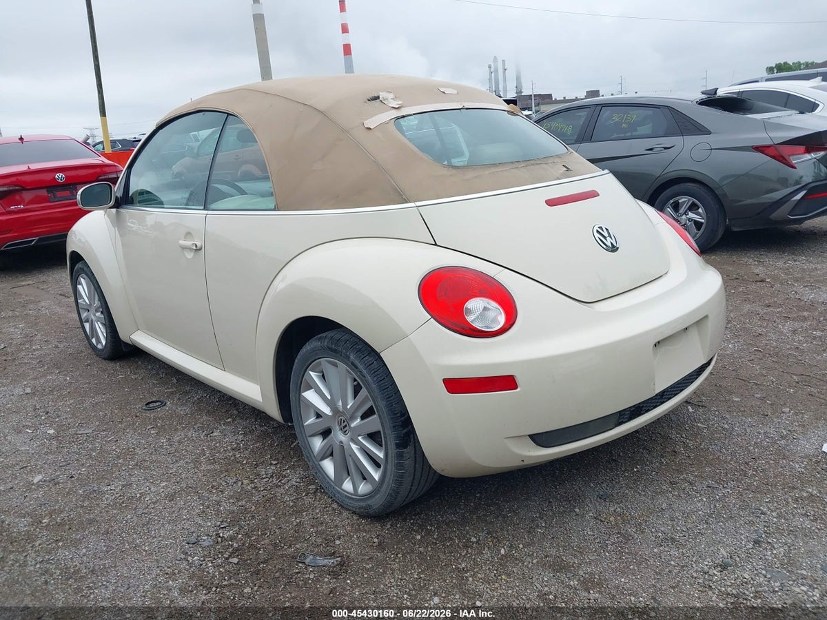 2010 VOLKSWAGEN NEW BEETLE 2.5L — снимка 3