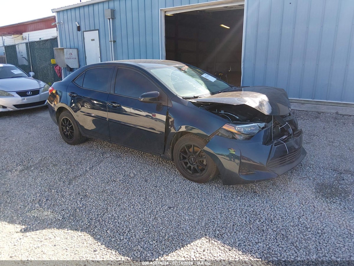 2018 TOYOTA COROLLA LE
