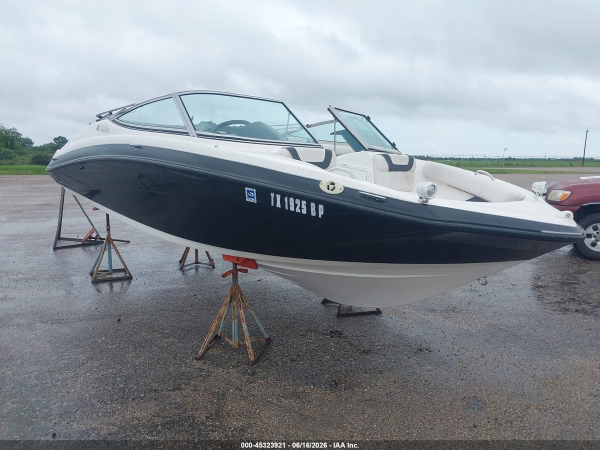 2012 YAMAHA SX190