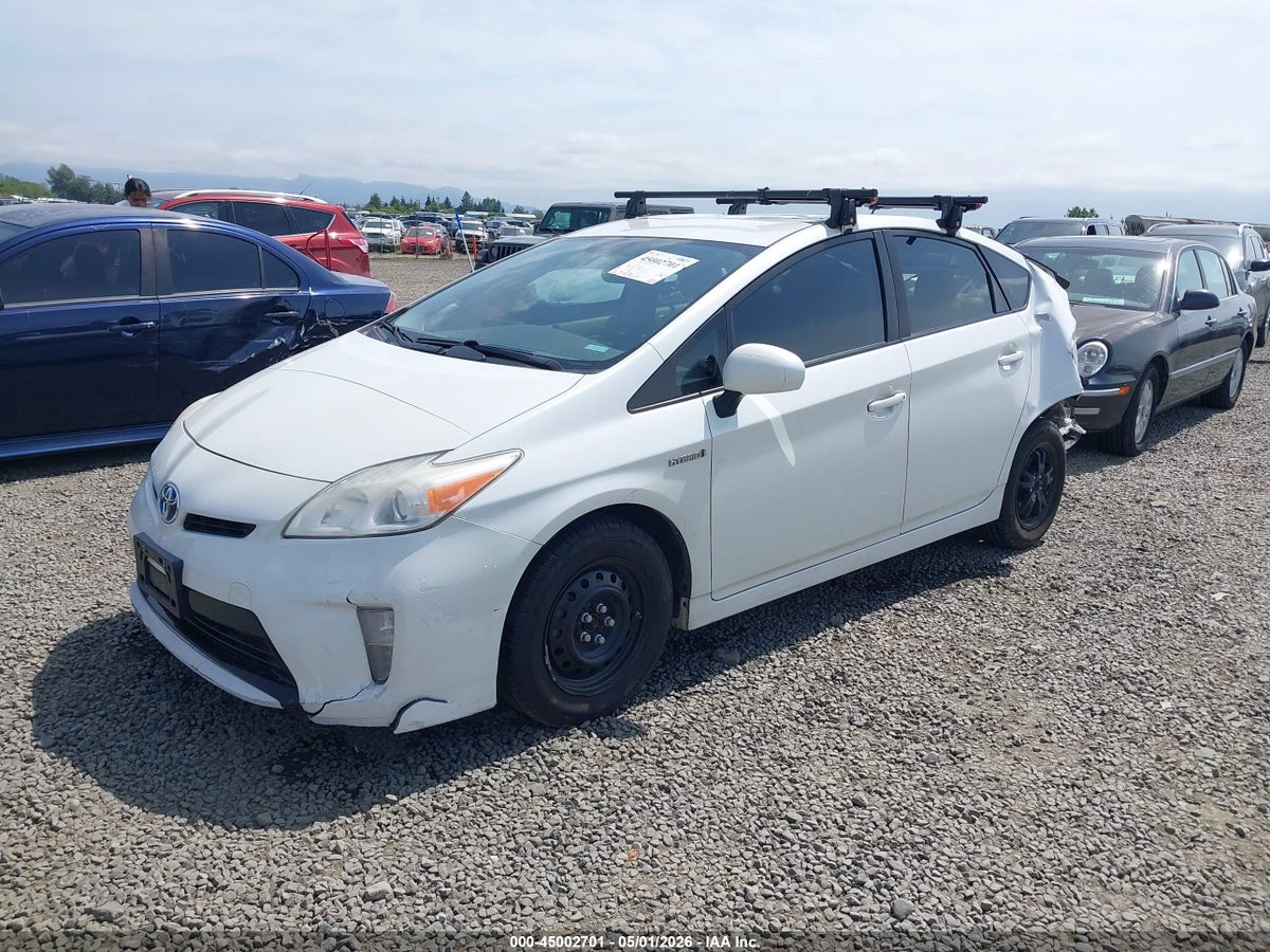 2013 TOYOTA PRIUS FOUR — снимка 2