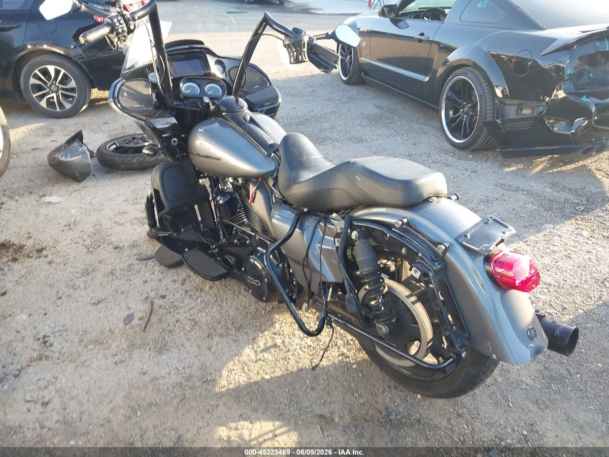 2021 HARLEY-DAVIDSON FLTRK — снимка 3