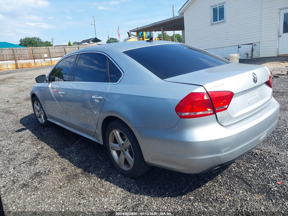 2015 VOLKSWAGEN PASSAT 1.8T LIMITED EDITION — снимка 3