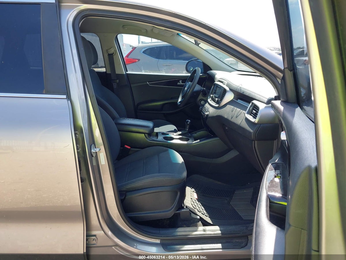 2017 KIA SORENTO 3.3L LX — снимка 5