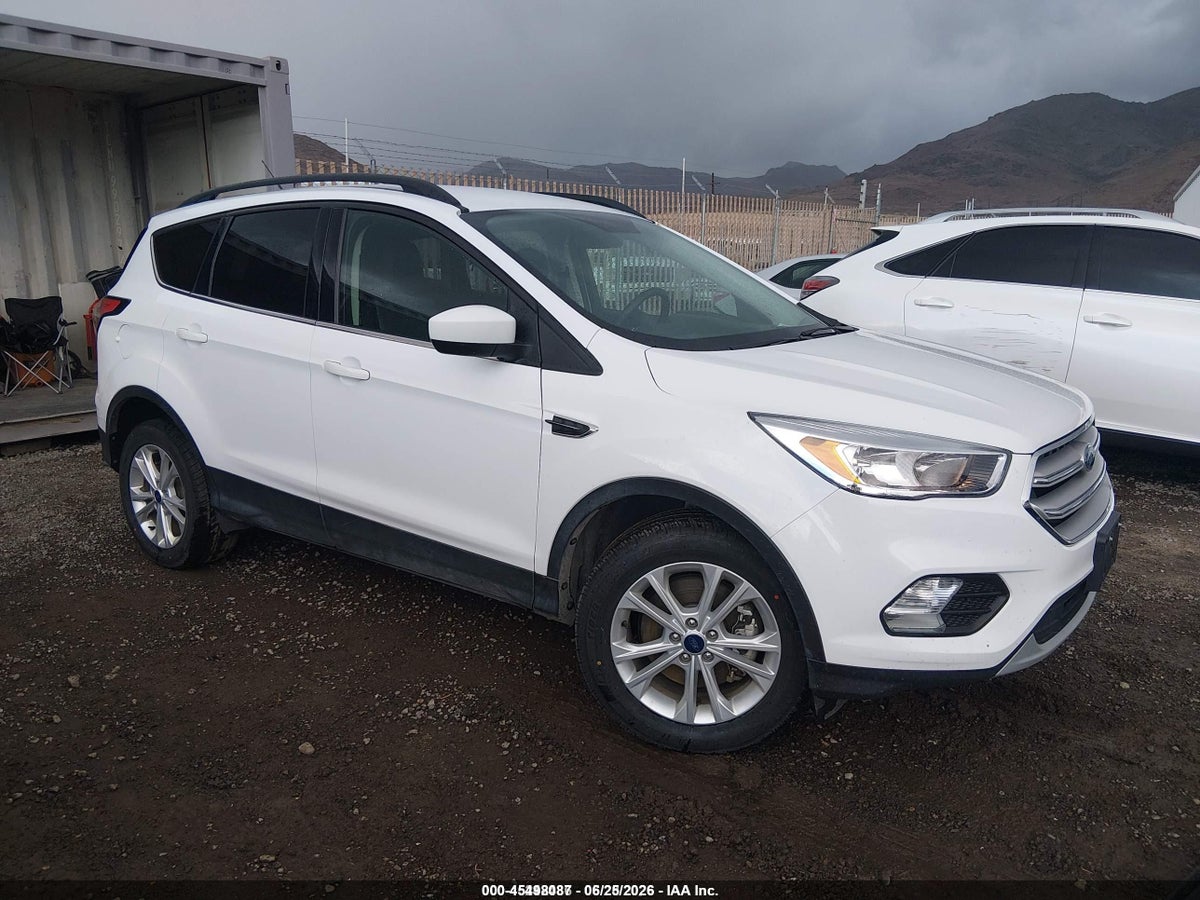 2018 FORD ESCAPE SE