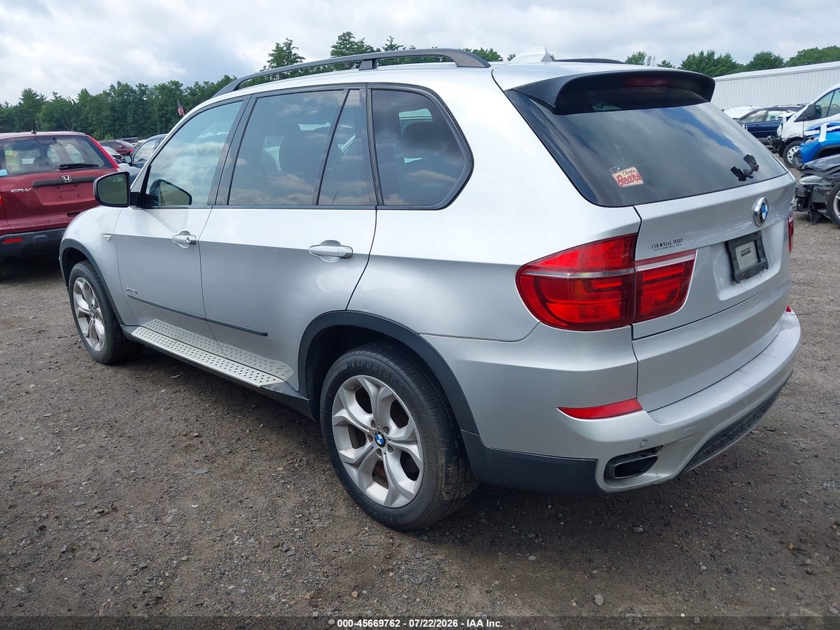 2011 BMW X5 XDRIVE50I — снимка 3