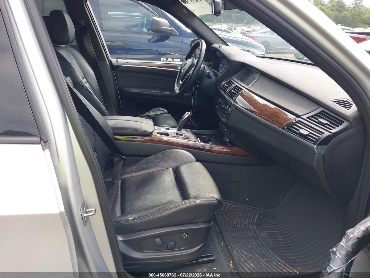 2011 BMW X5 XDRIVE50I — снимка 5