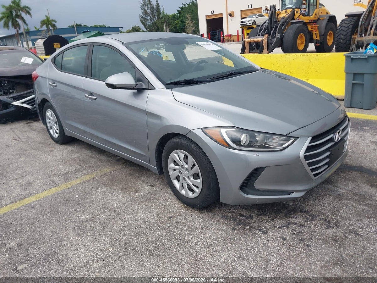 2017 HYUNDAI ELANTRA SE
