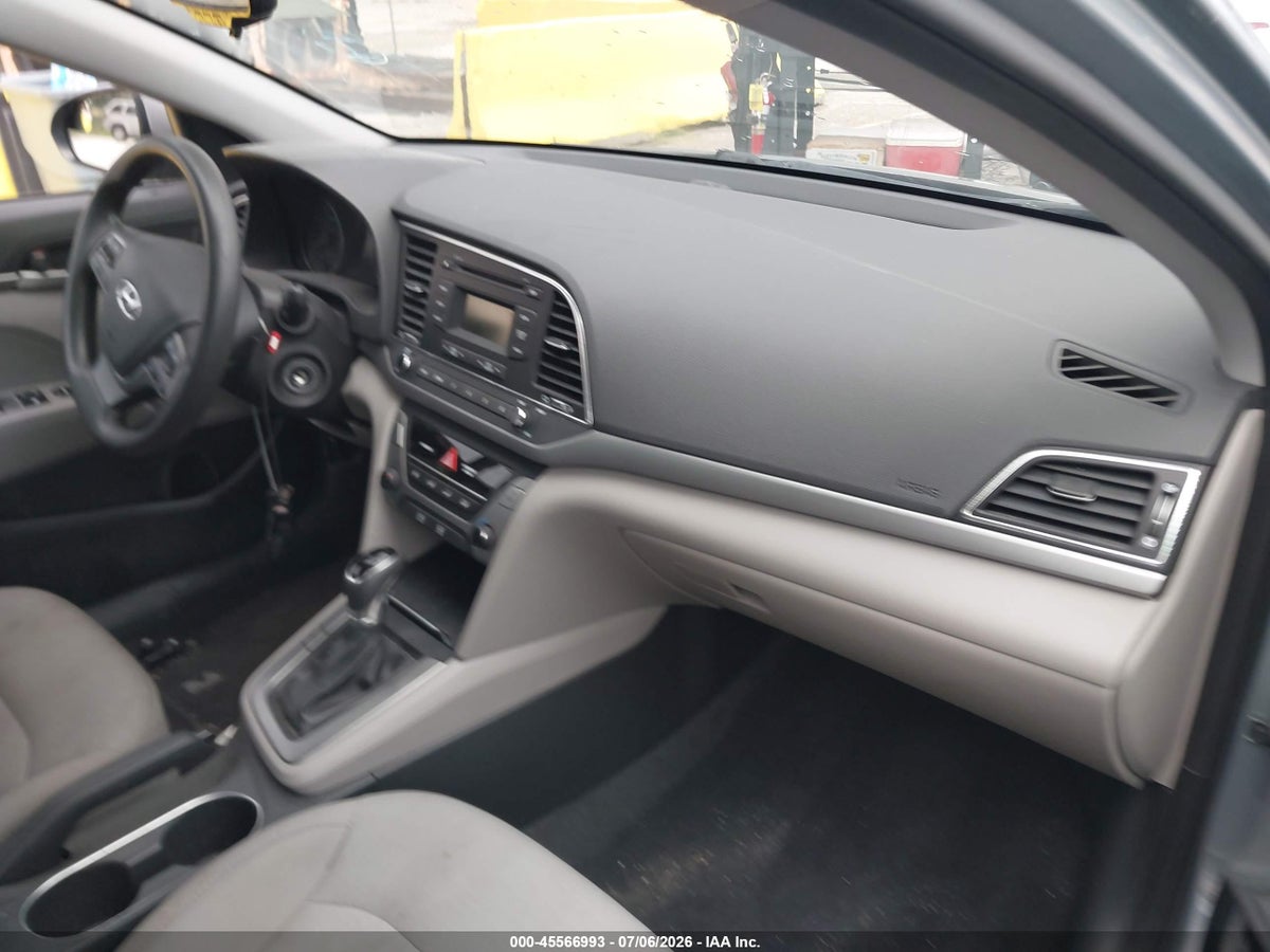 2017 HYUNDAI ELANTRA SE — снимка 5