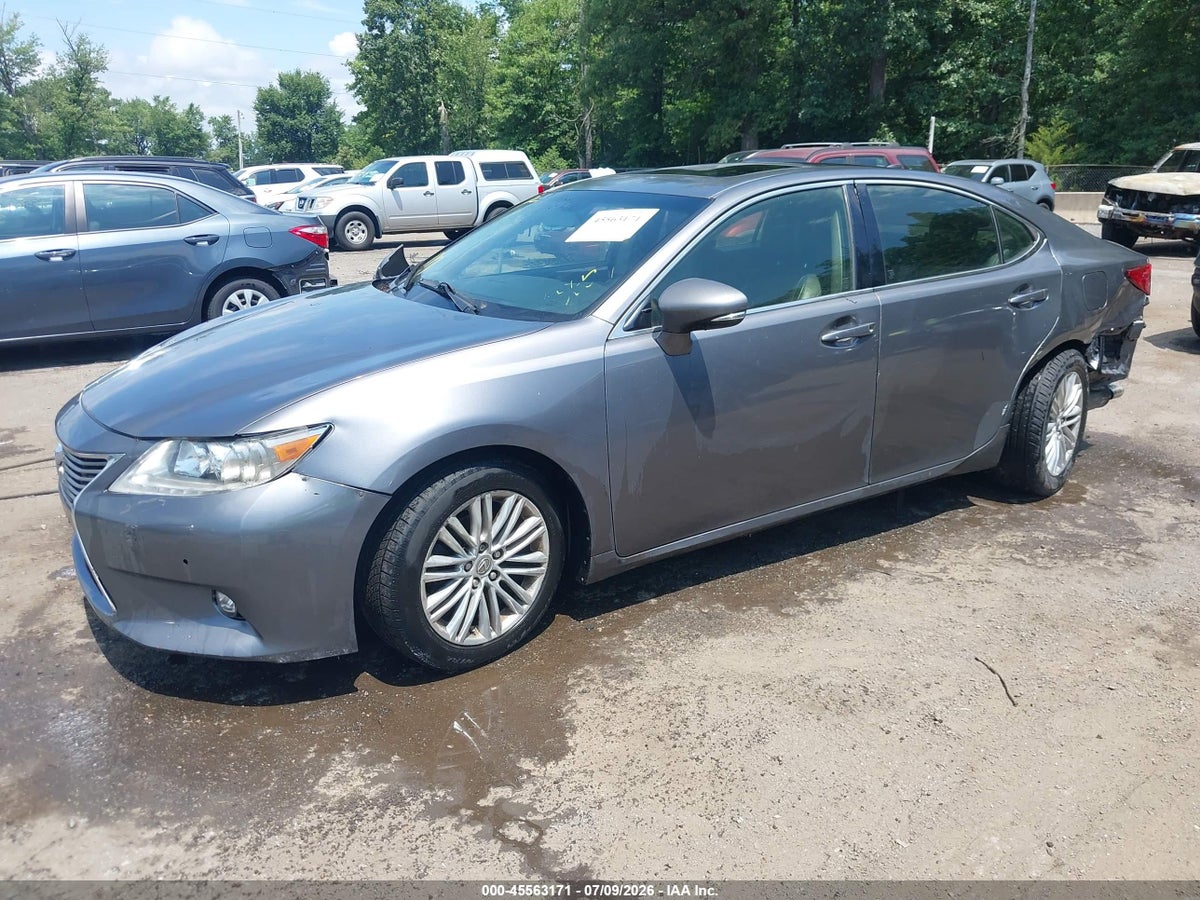 2015 LEXUS ES 350 — снимка 2