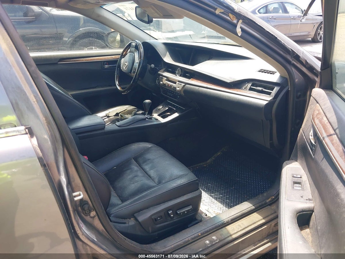 2015 LEXUS ES 350 — снимка 5