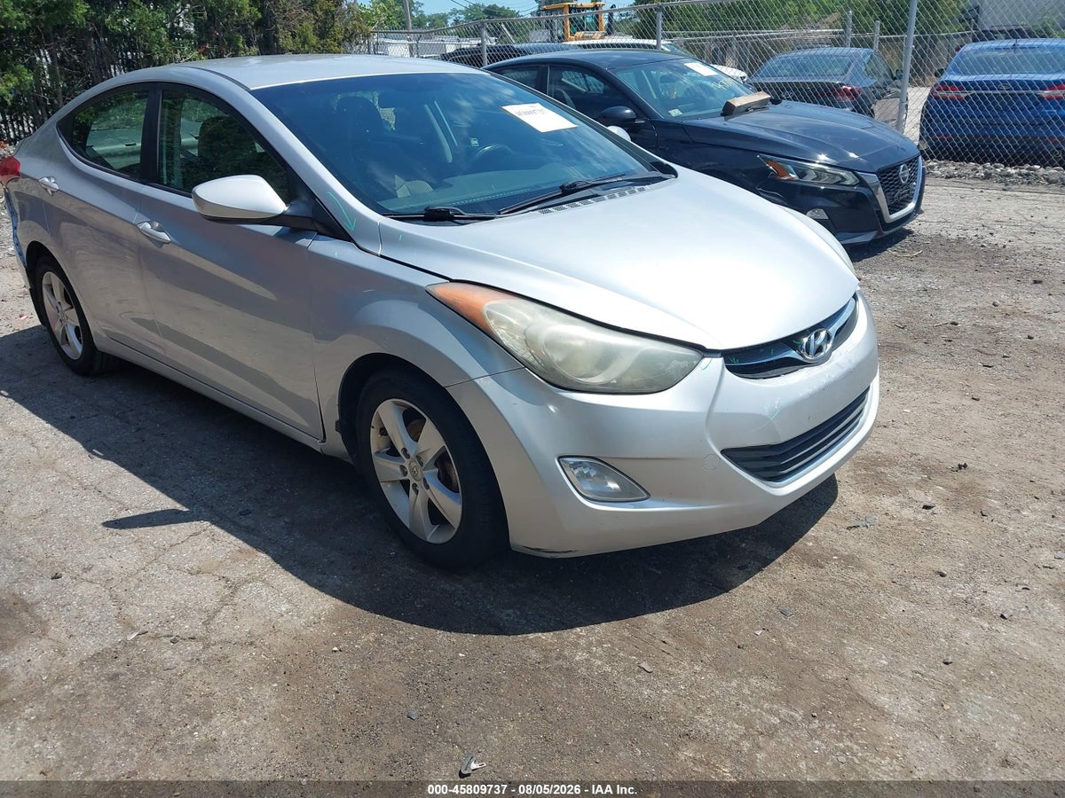 2013 HYUNDAI ELANTRA GLS