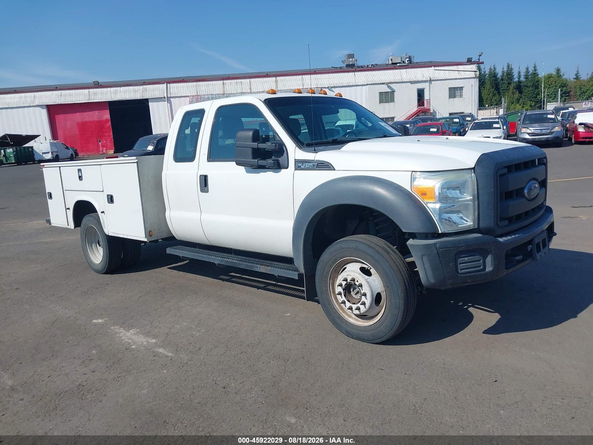 2016 FORD F-450 CHASSIS XL