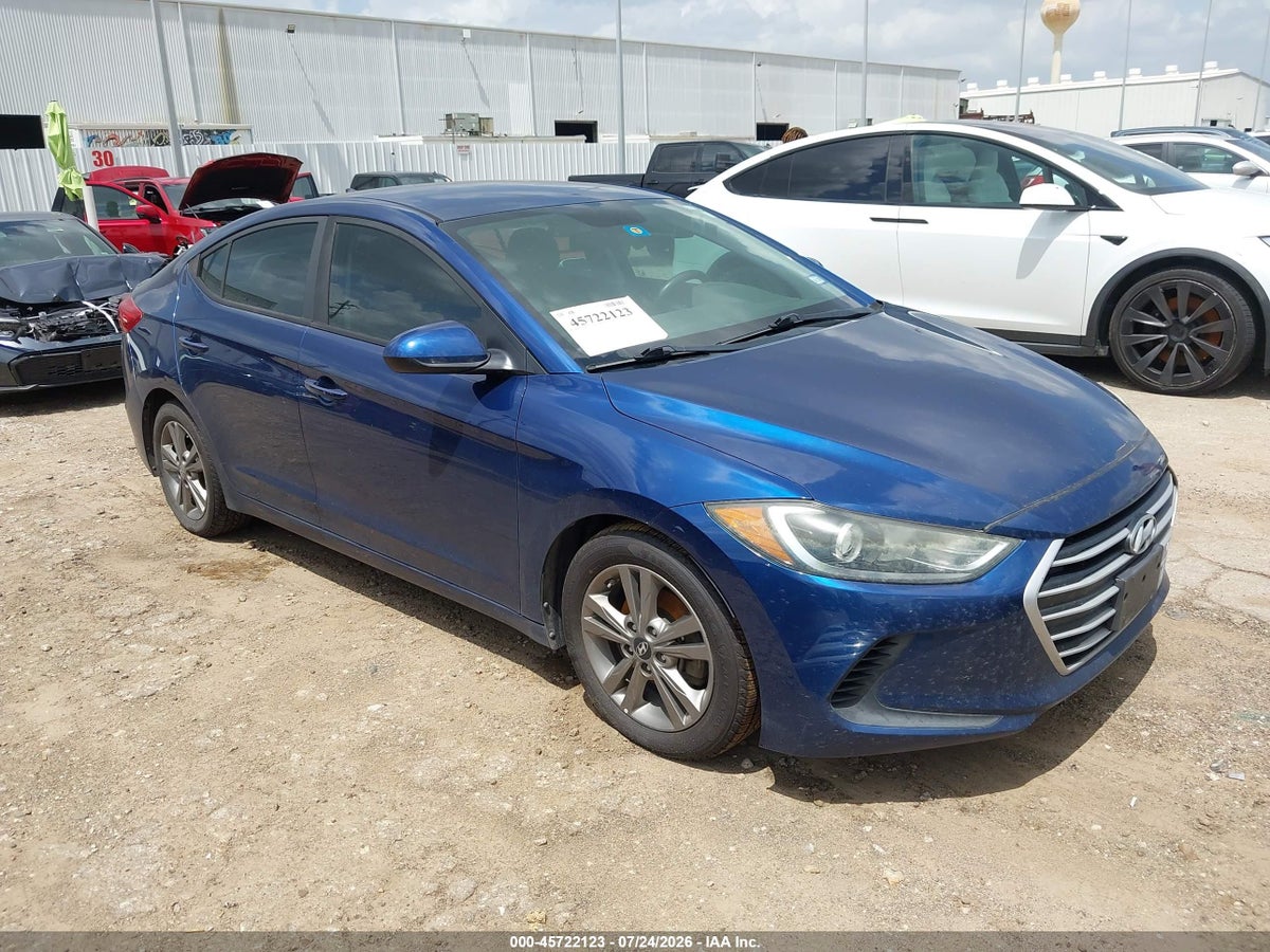 2017 HYUNDAI ELANTRA SE