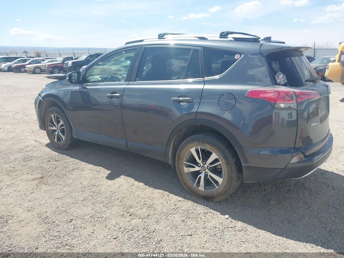 2018 TOYOTA RAV4 XLE — снимка 3
