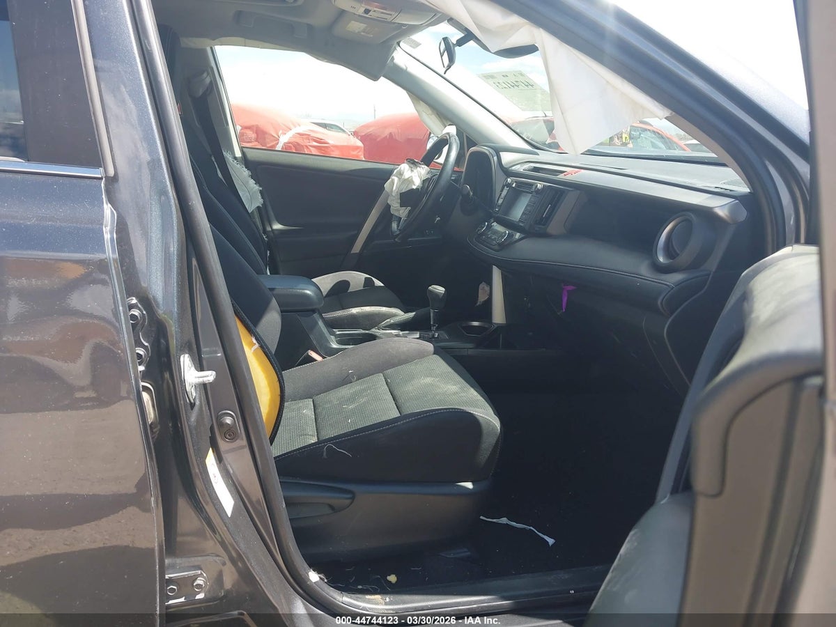 2018 TOYOTA RAV4 XLE — снимка 5