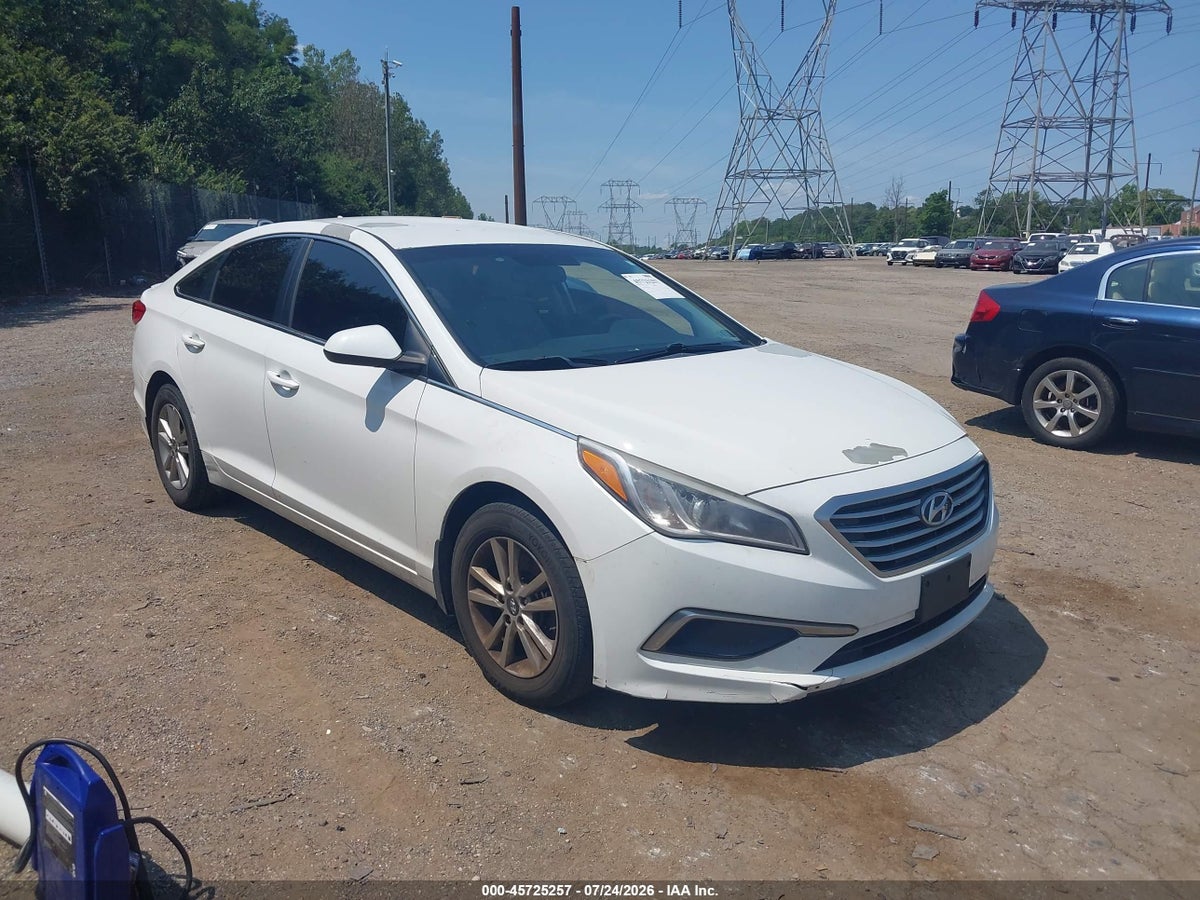 2017 HYUNDAI SONATA SE