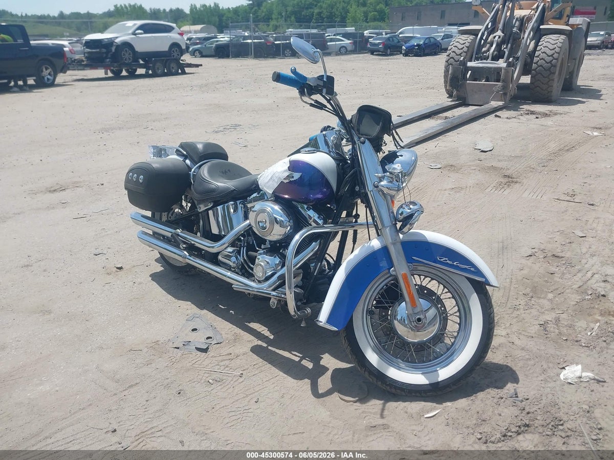 2010 HARLEY-DAVIDSON FLSTN
