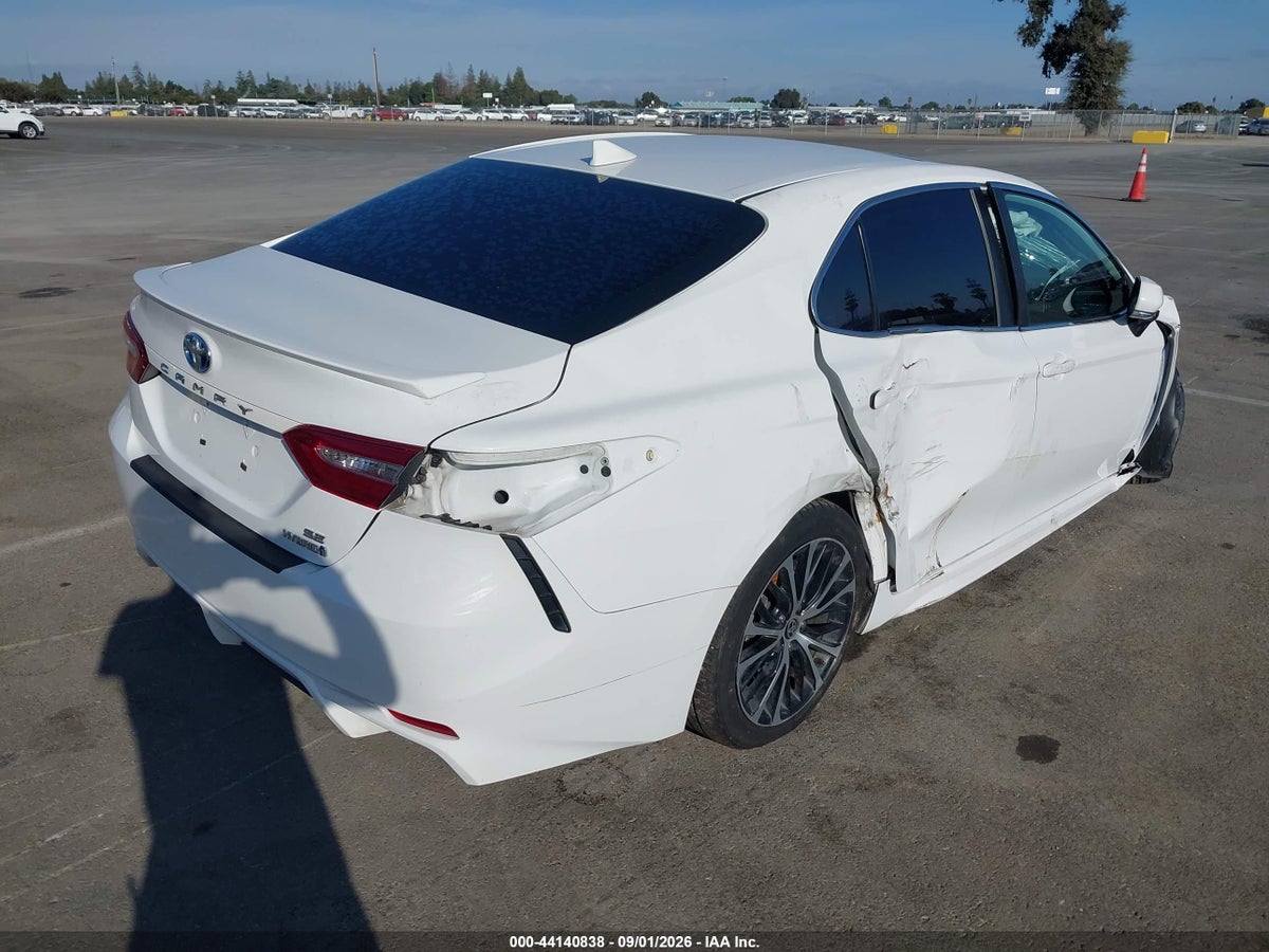 2020 TOYOTA CAMRY HYBRID SE — снимка 4