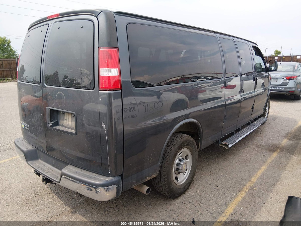 2016 CHEVROLET EXPRESS 3500 LT — снимка 4