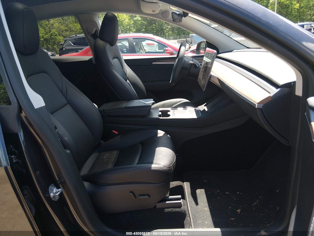 2025 TESLA MODEL Y LONG RANGE DUAL MOTOR ALL-WHEEL DRIVE — снимка 5