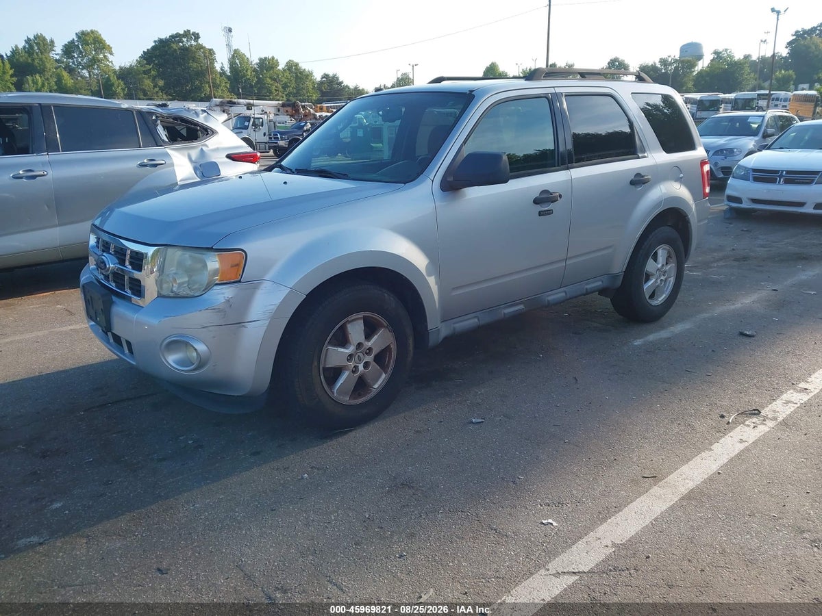 2010 FORD ESCAPE XLT — снимка 2