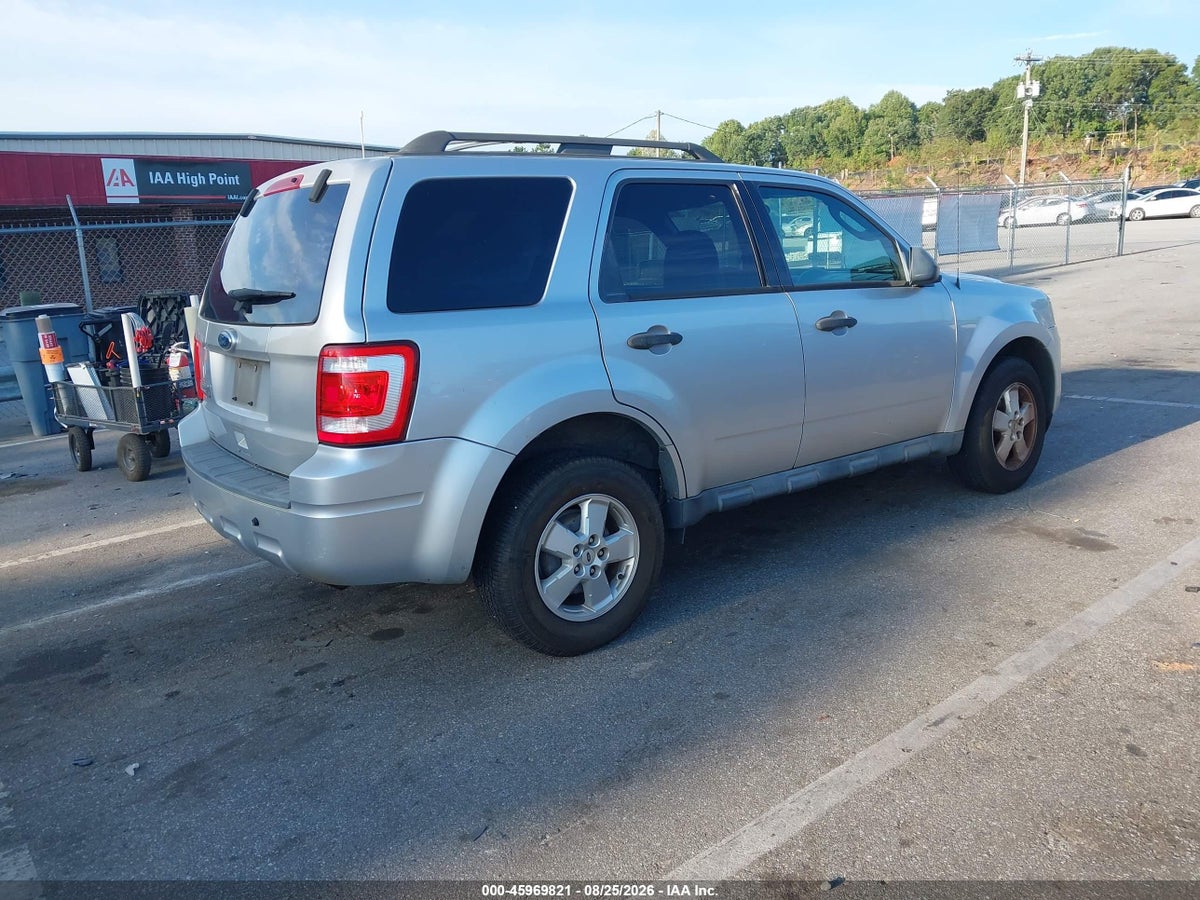 2010 FORD ESCAPE XLT — снимка 4