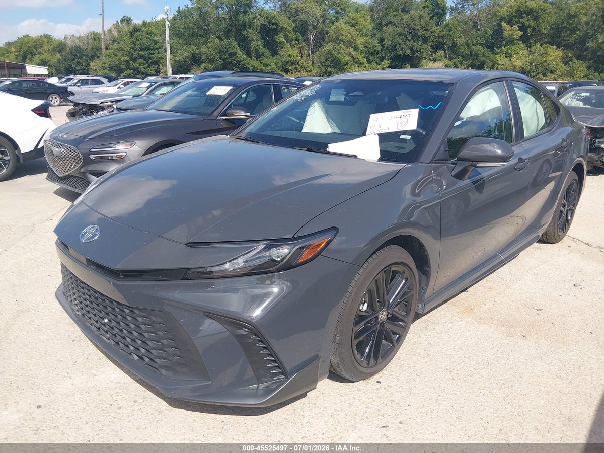2026 TOYOTA CAMRY SE — снимка 2