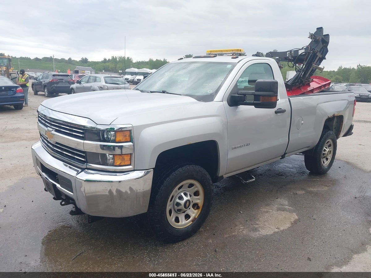 2017 CHEVROLET SILVERADO 3500HD WT — снимка 2