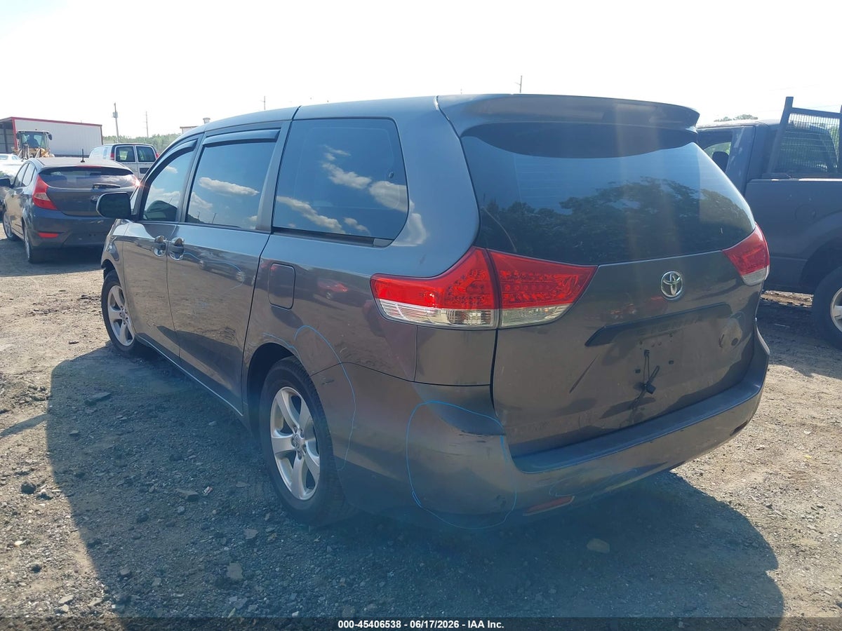2011 TOYOTA SIENNA BASE V6 — снимка 3