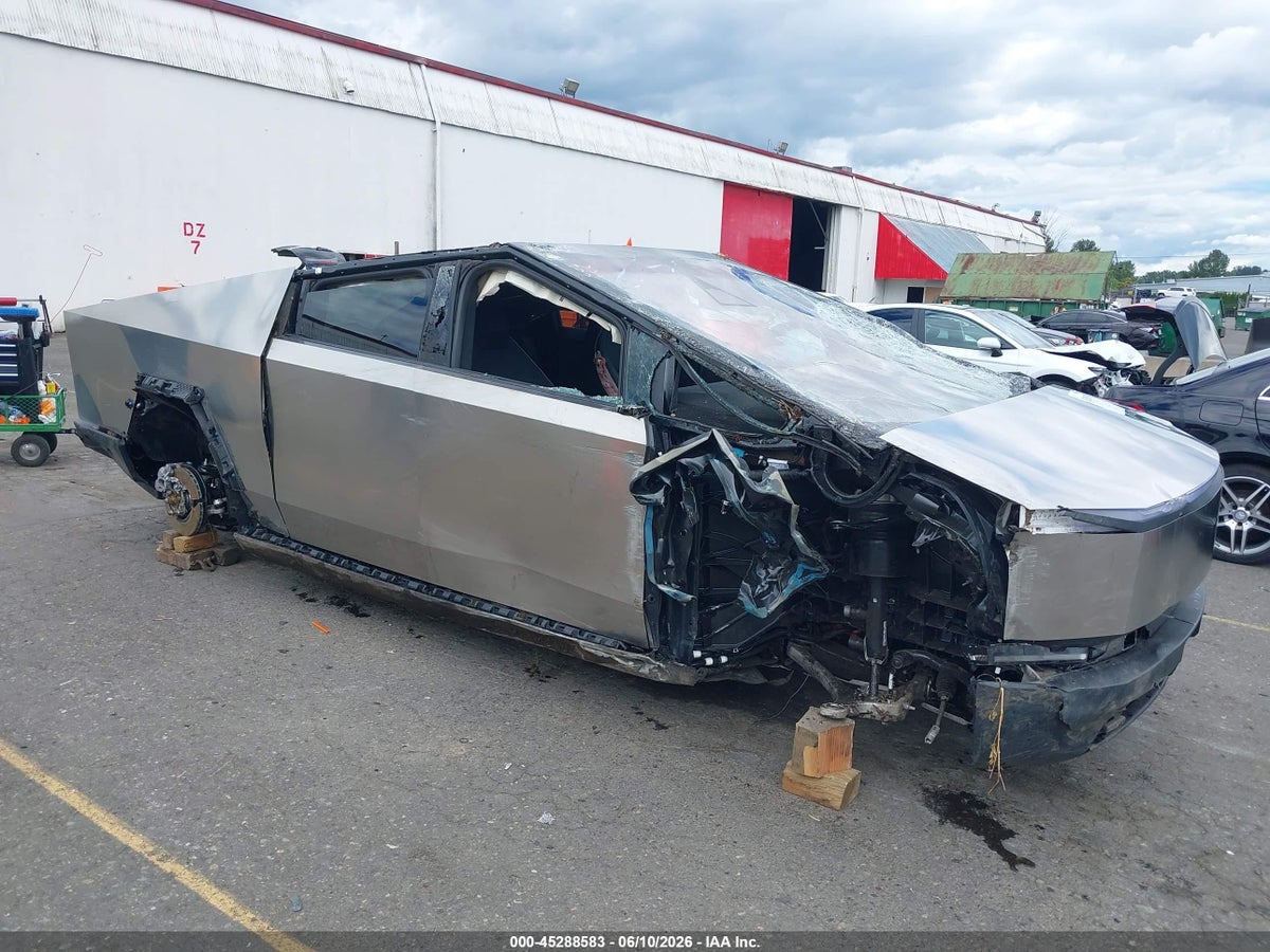 2026 TESLA CYBERTRUCK CYBERBEAST