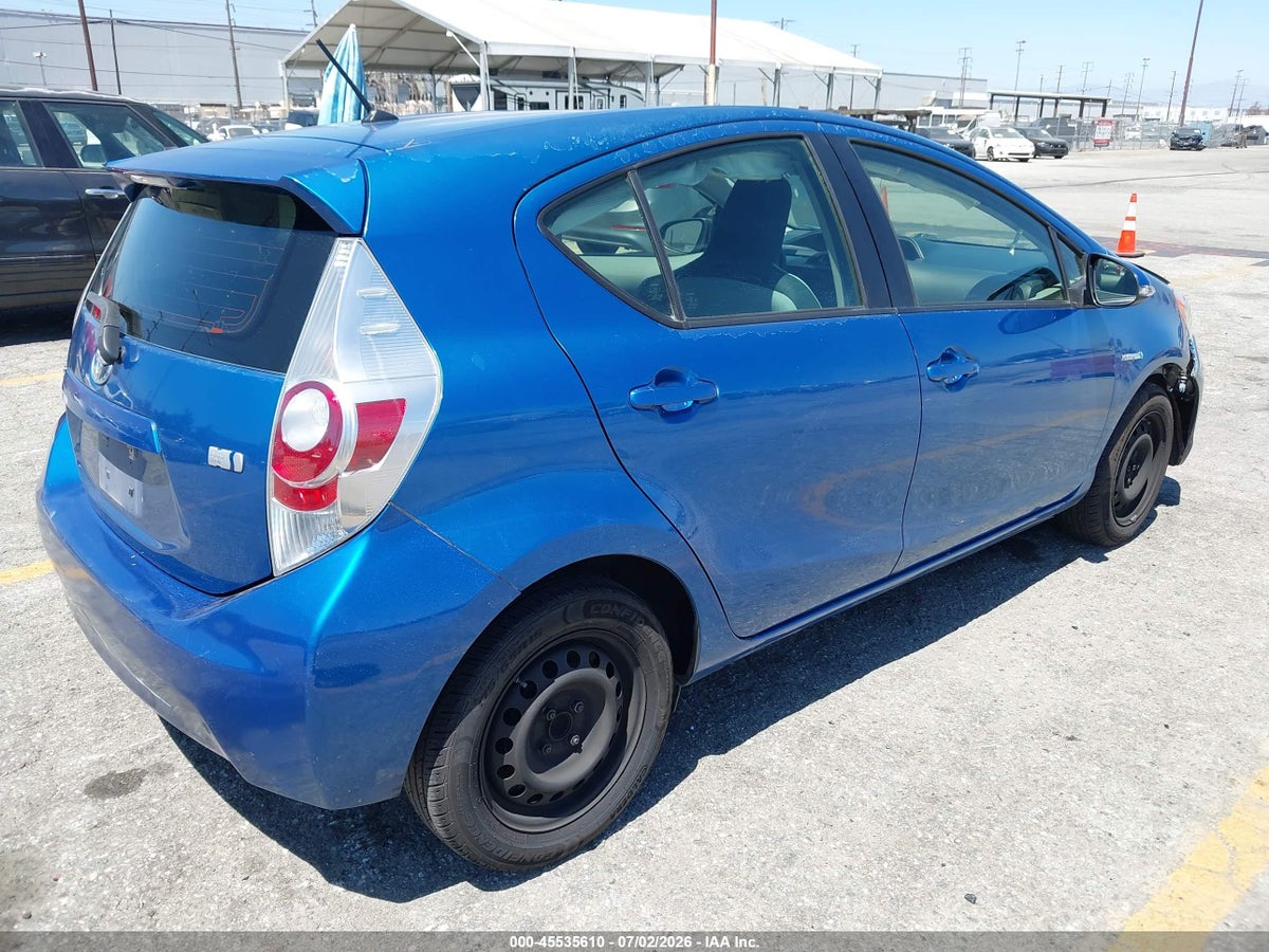 2014 TOYOTA PRIUS C ONE — снимка 4