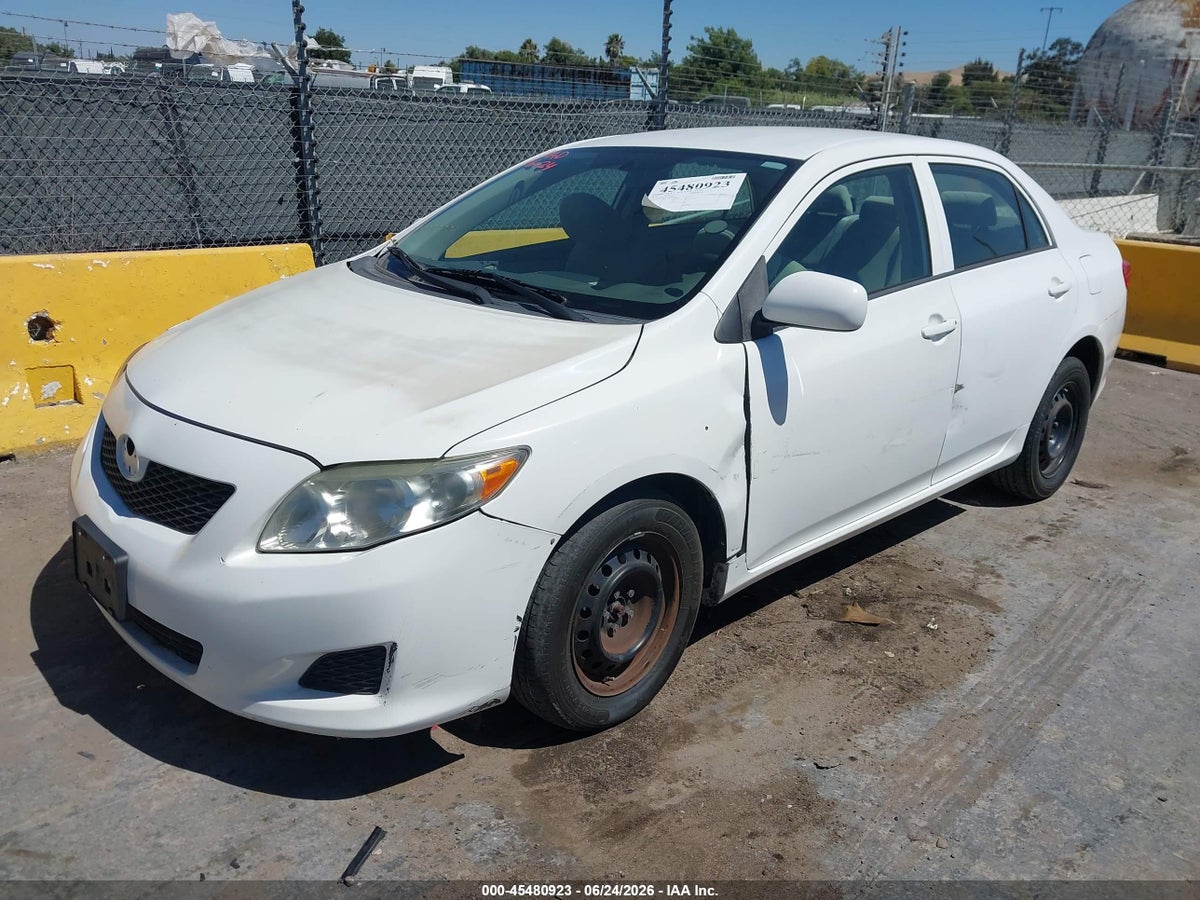 2010 TOYOTA COROLLA LE — снимка 2
