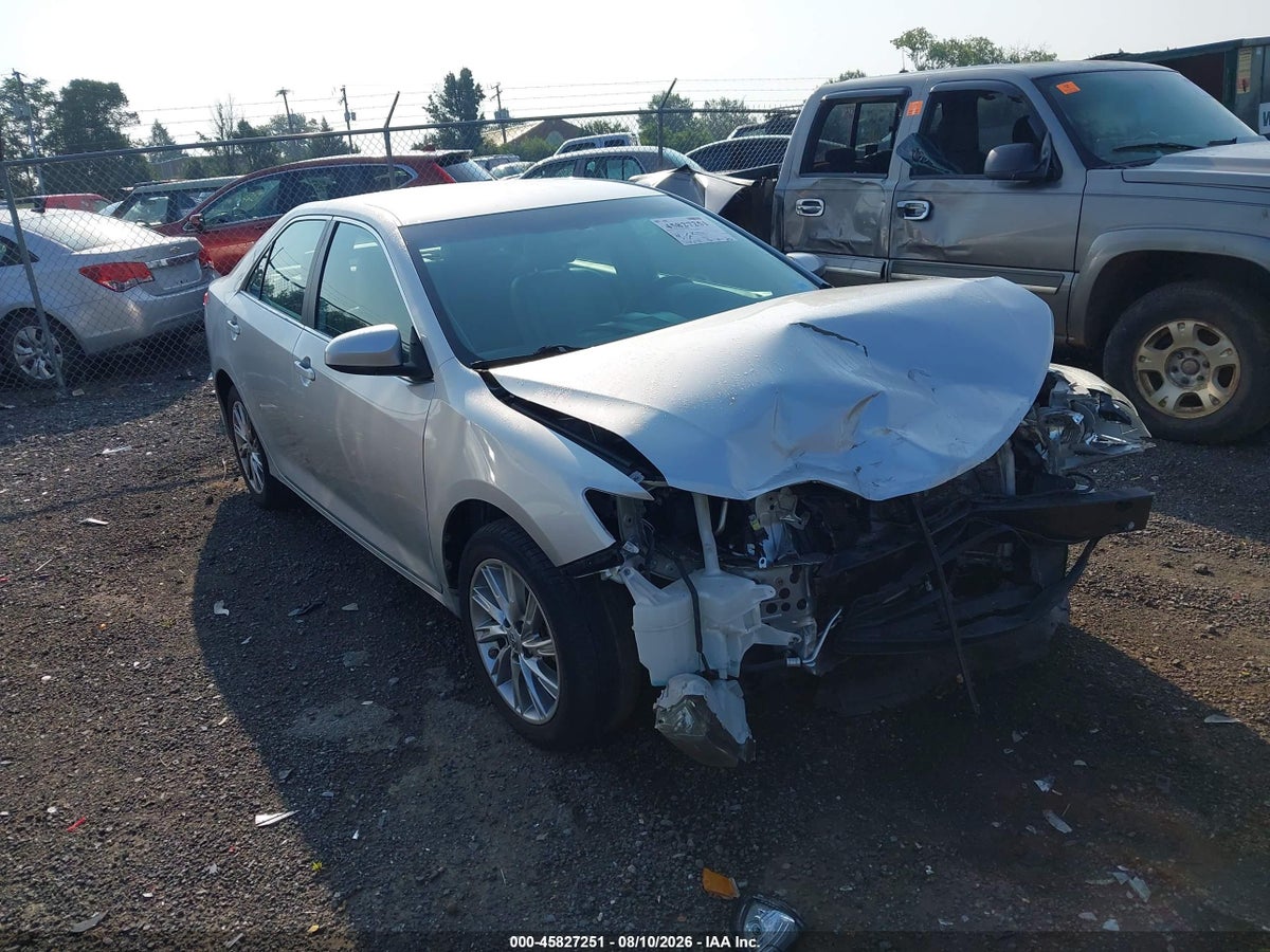 2013 TOYOTA CAMRY LE