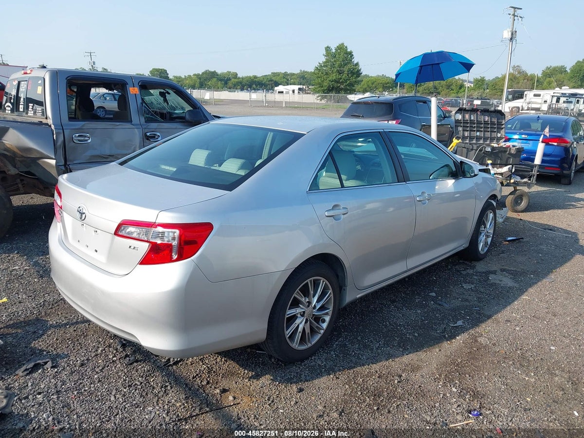2013 TOYOTA CAMRY LE — снимка 4
