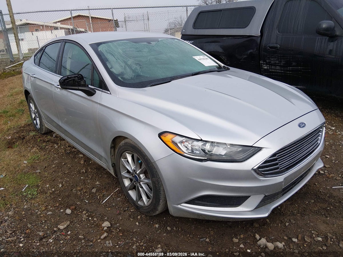 2017 FORD FUSION SE