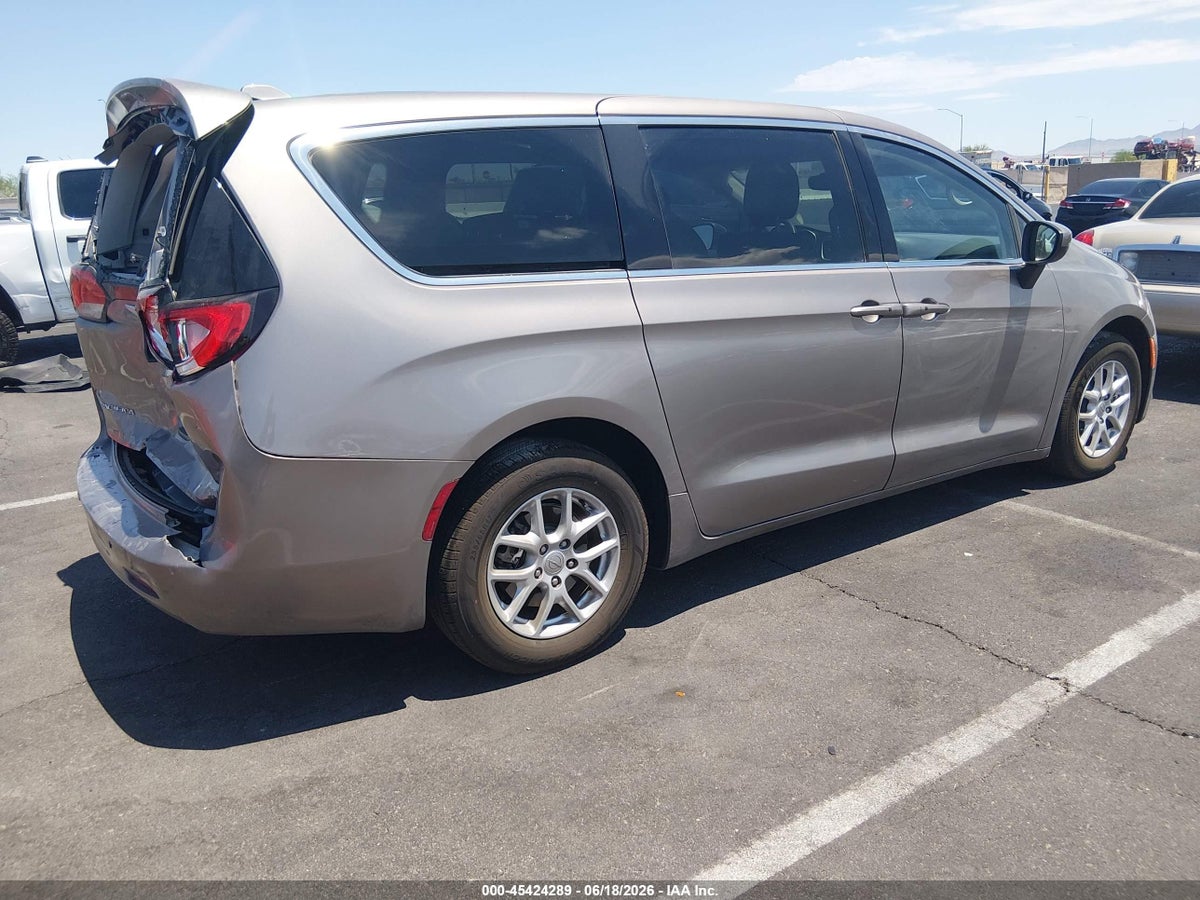 2017 CHRYSLER PACIFICA TOURING — снимка 4