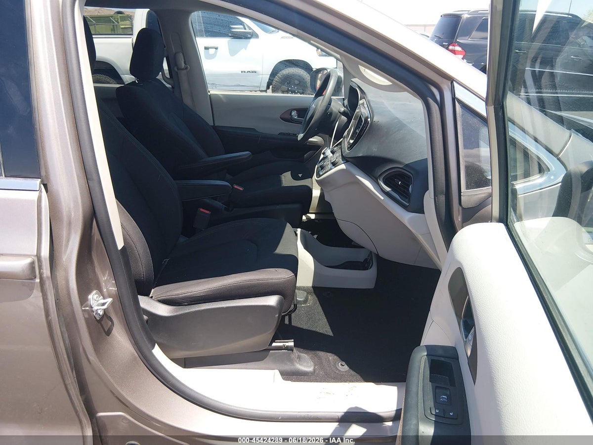 2017 CHRYSLER PACIFICA TOURING — снимка 5