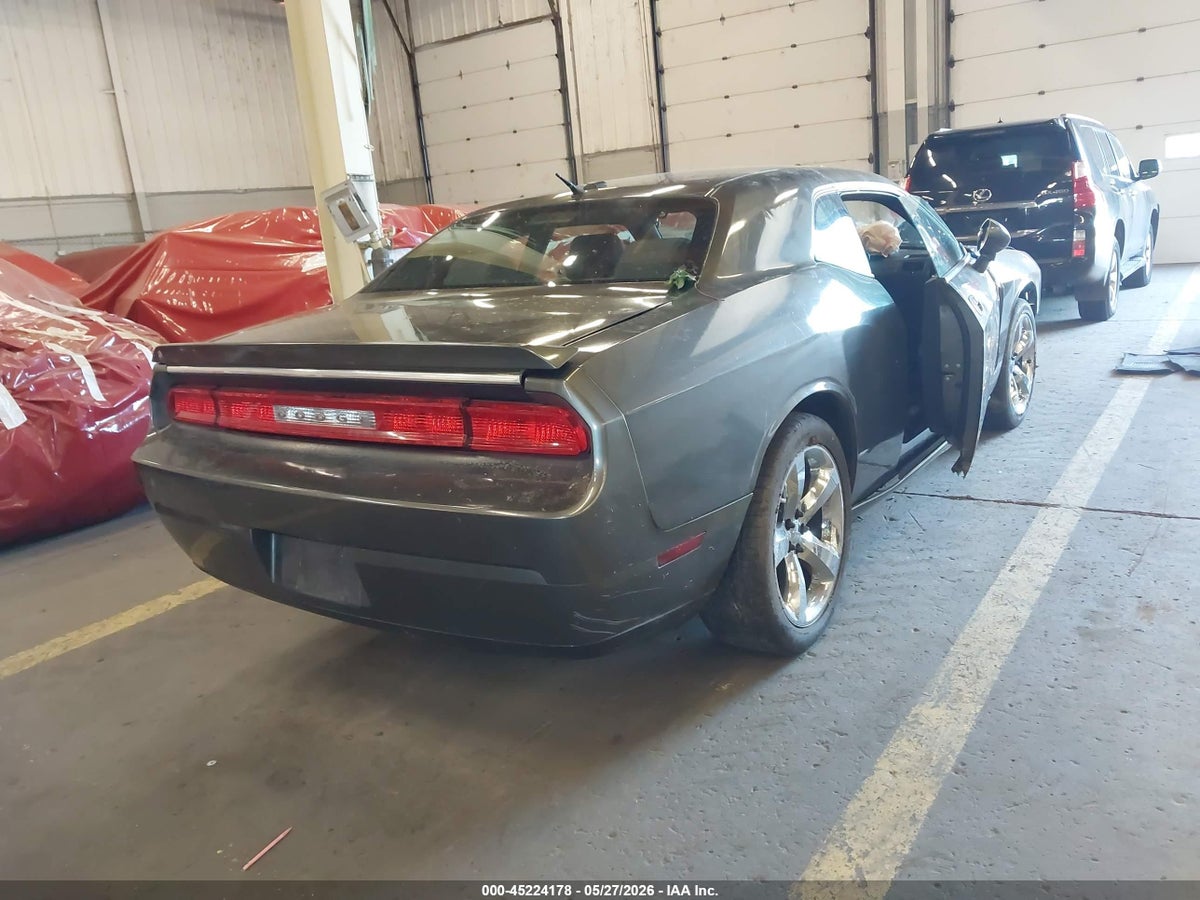 2010 DODGE CHALLENGER SE — снимка 4