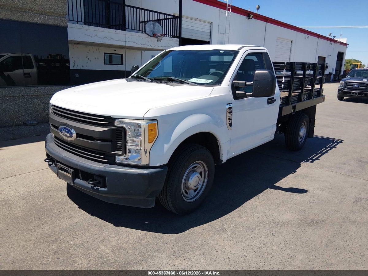 2017 FORD F-250 XL — снимка 2