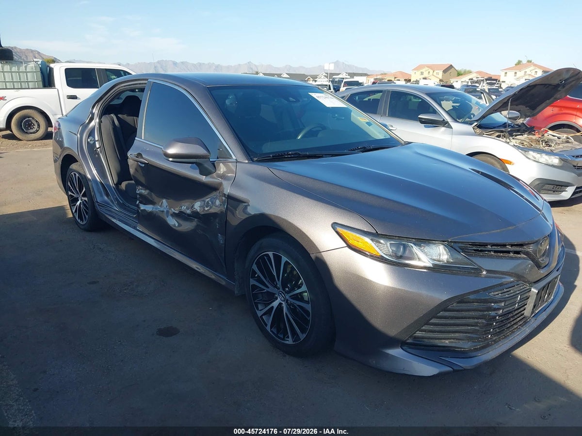 2019 TOYOTA CAMRY LE