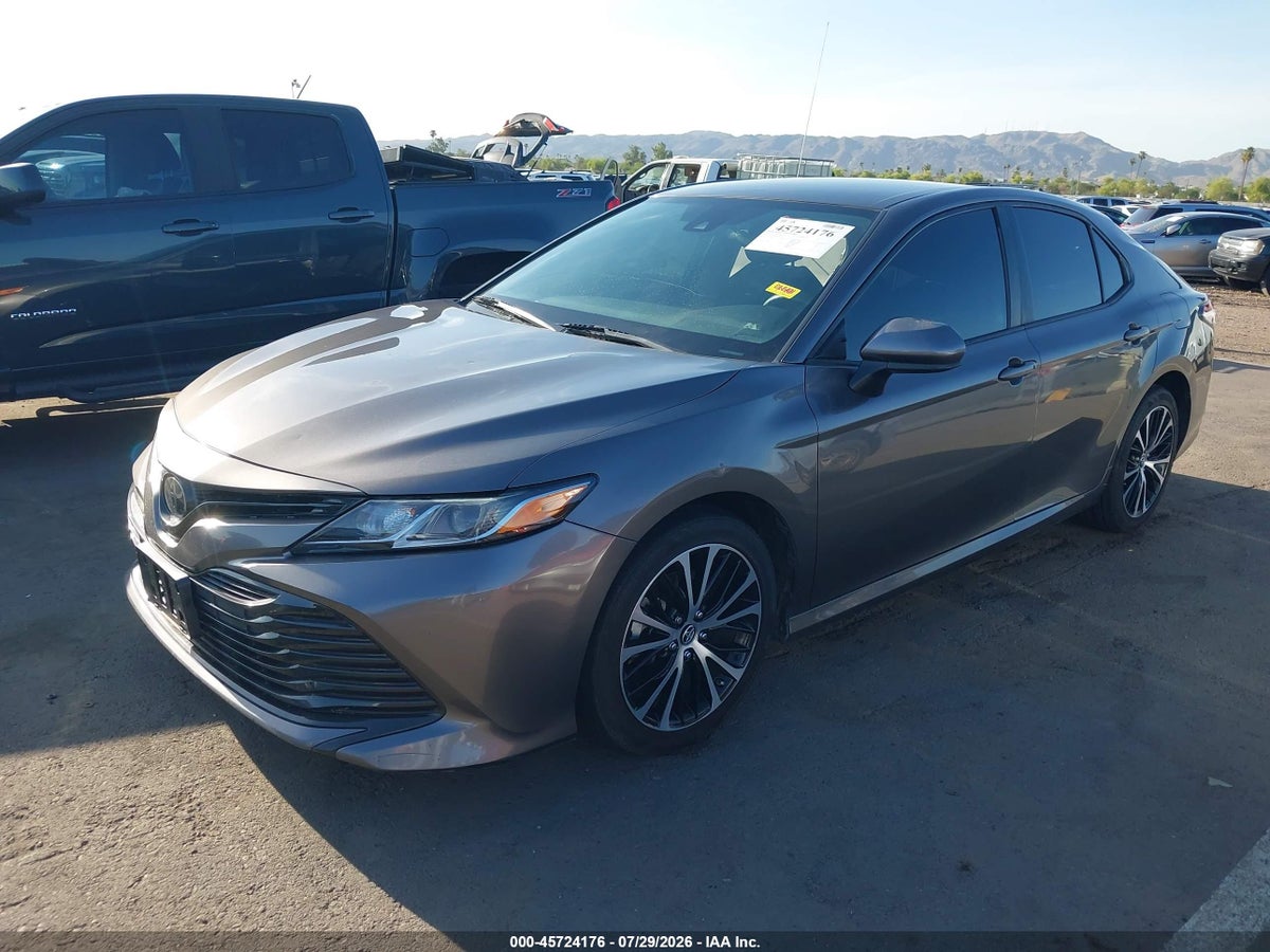 2019 TOYOTA CAMRY LE — снимка 2