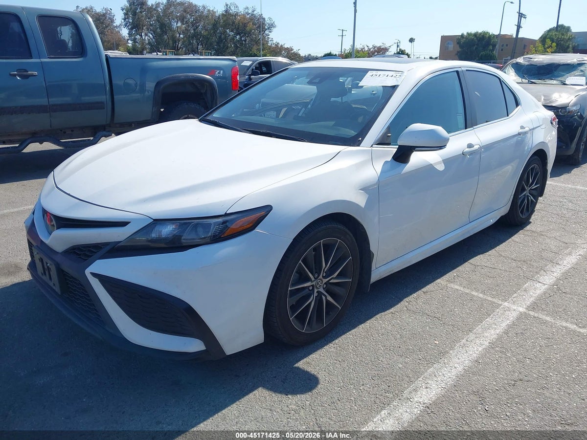 2023 TOYOTA CAMRY SE — снимка 2