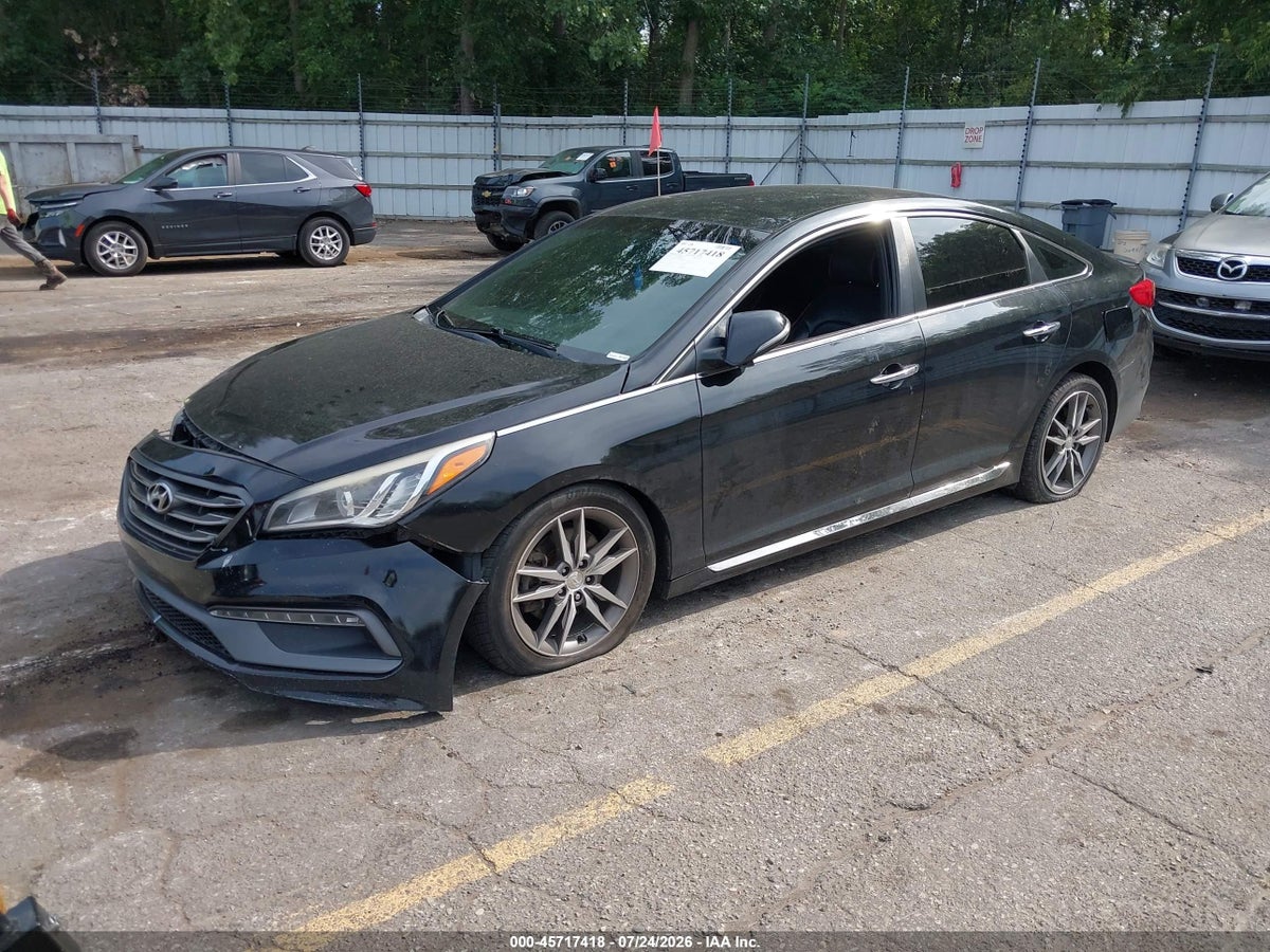 2015 HYUNDAI SONATA SPORT 2.0T — снимка 2