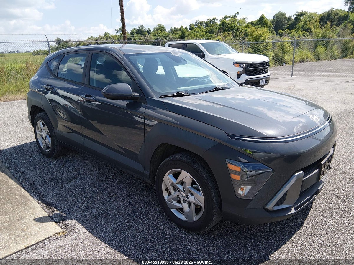 2024 HYUNDAI KONA SE