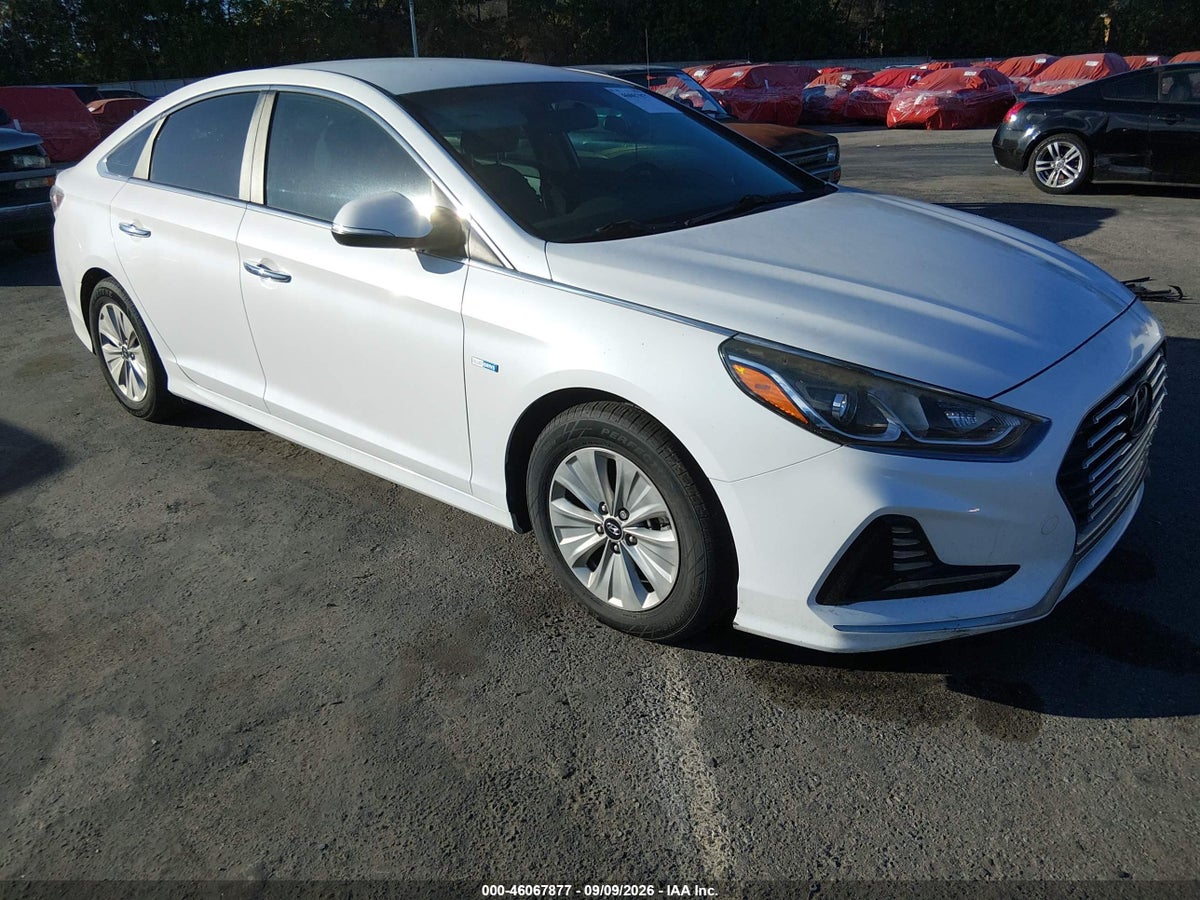 2018 HYUNDAI SONATA HYBRID SE